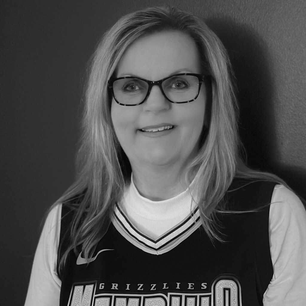 DONNA-HENSLEY_BlackWhite